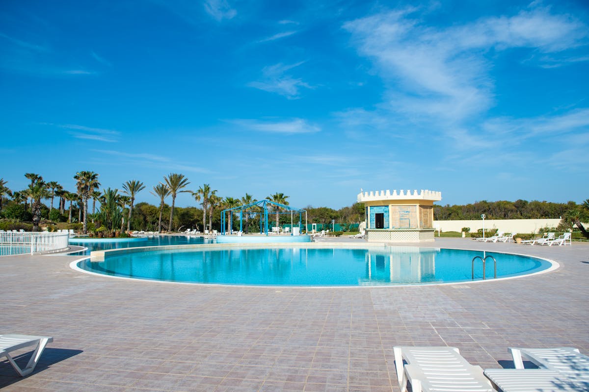 8 Signs Your Pool Is Ready for a Remodel